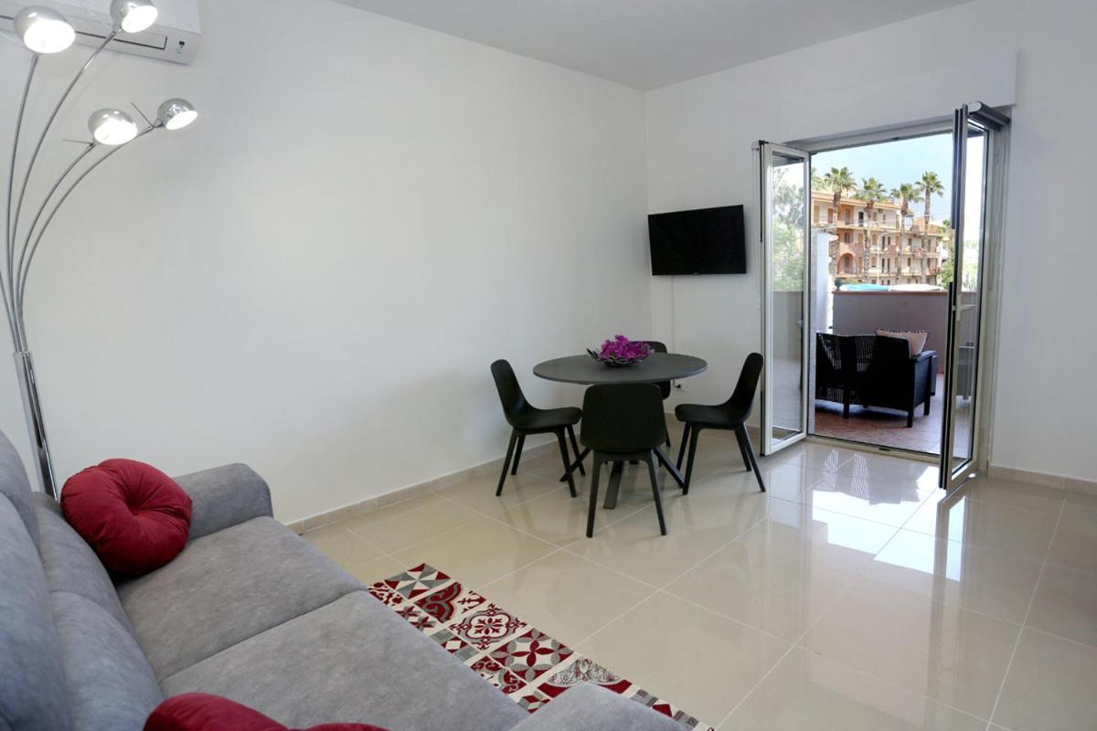 Naxos Sicilian Luxury Apartment Giardini Naxos Εξωτερικό φωτογραφία